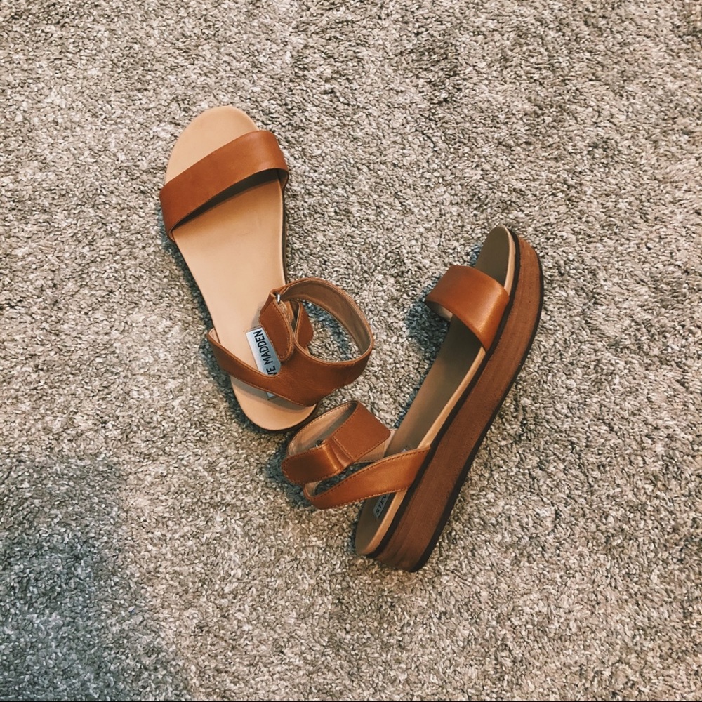 Steve Madden Platform Brown Ankle Strap Sandals